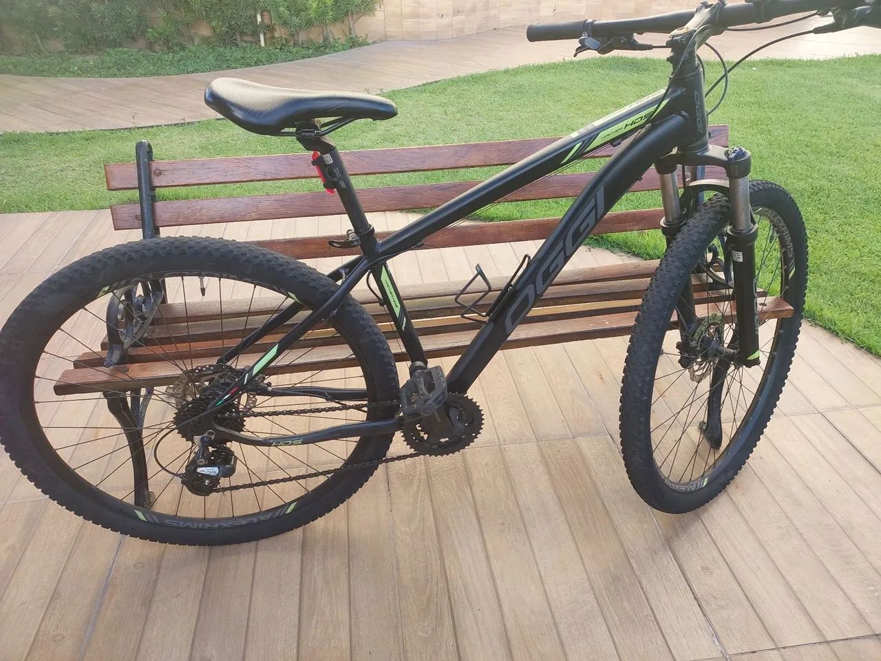 Bike OGGI BIG hacker HDS conservada toda shimano freios hidráulicos trava