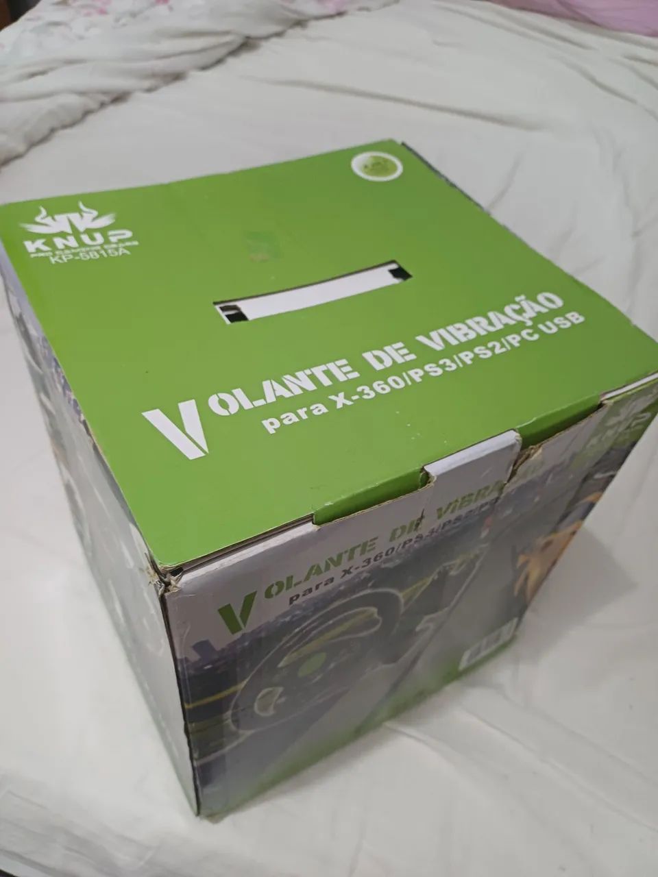 Volante e pedal para PC e Xbox