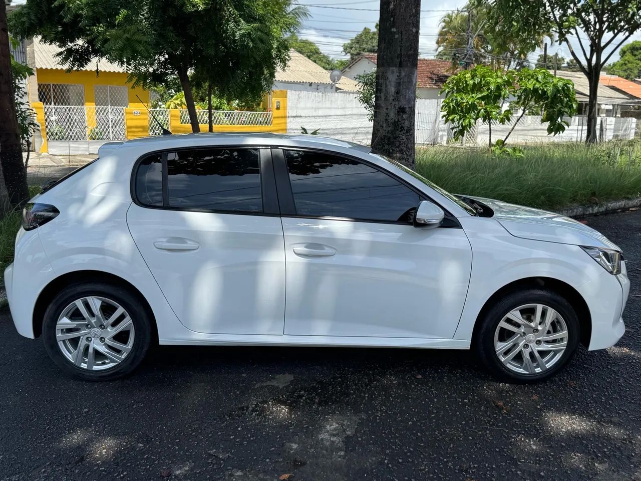 Peugeot 208 Like 1.6 Flex 2022  Mecânico   - Foto 15