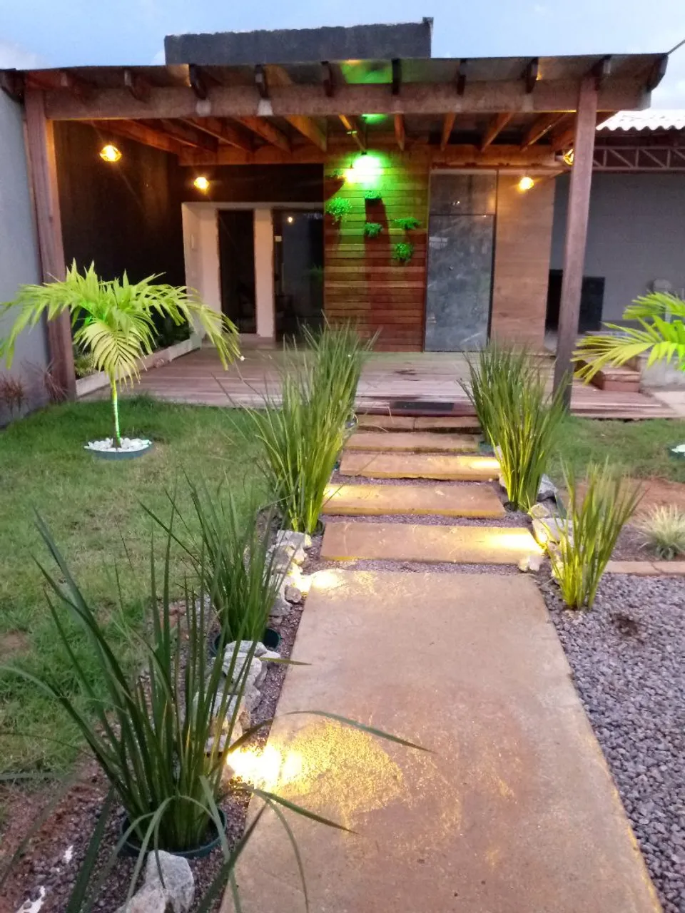 Vende-se esse imóvel