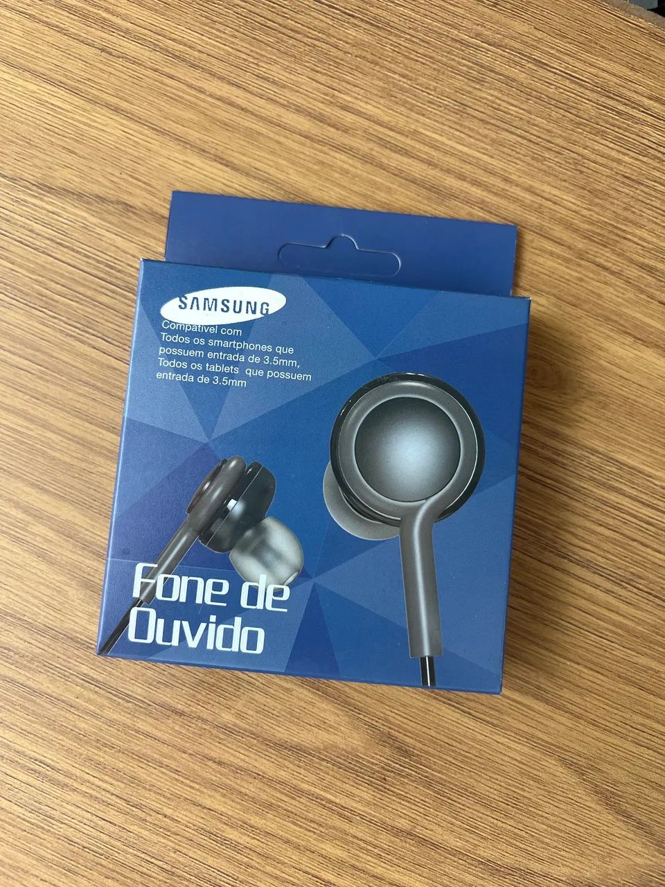 Fone de ouvido Samsung com fio 