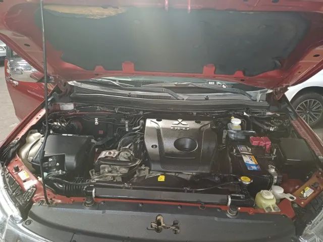 Mitsubishi L200 Triton Sport HPE-S 2.4 CD Dies. AUT 2019 - Foto 7