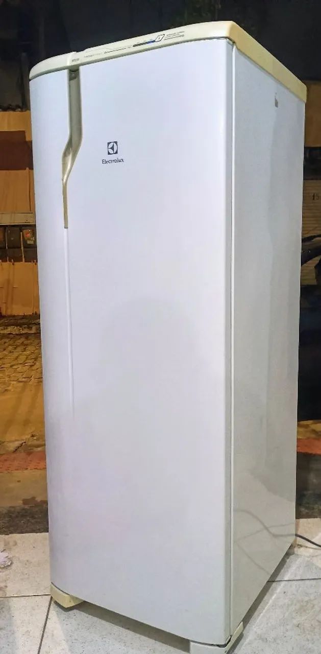 Geladeira Electrolux Frost Free  - Foto 2