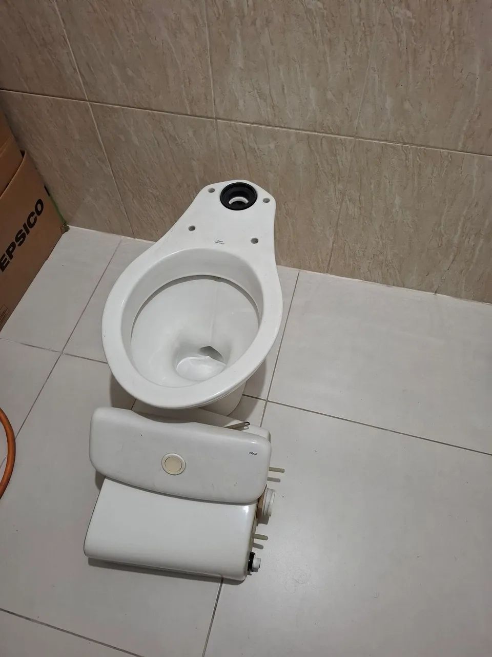 Vaso sanitario deca caixa acoplada 130 reais *