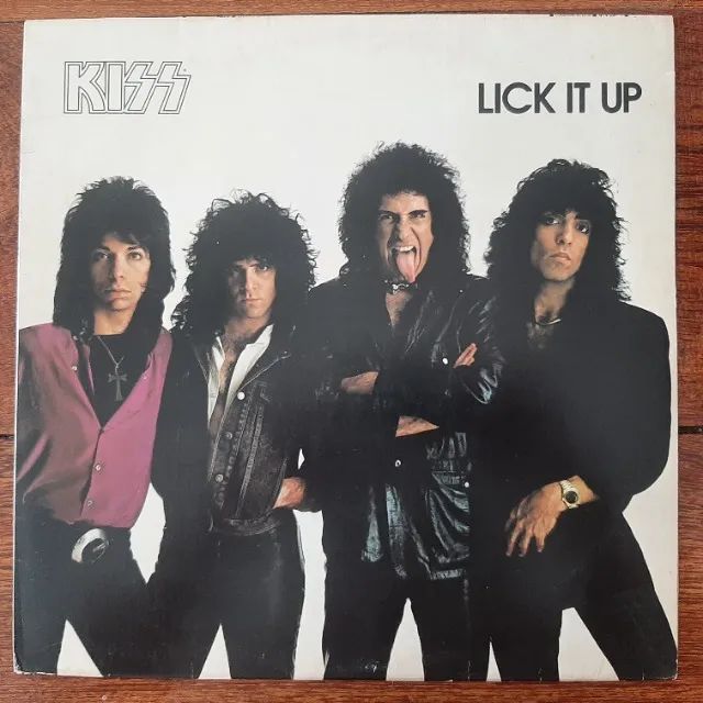 LP Disco de Vinil Kiss Lick it Up Original C/ Encarte 1983