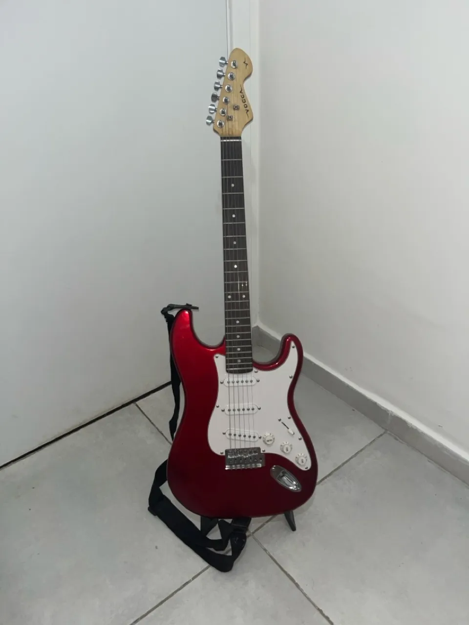Guitarra Elétrica Vermelha Vogga