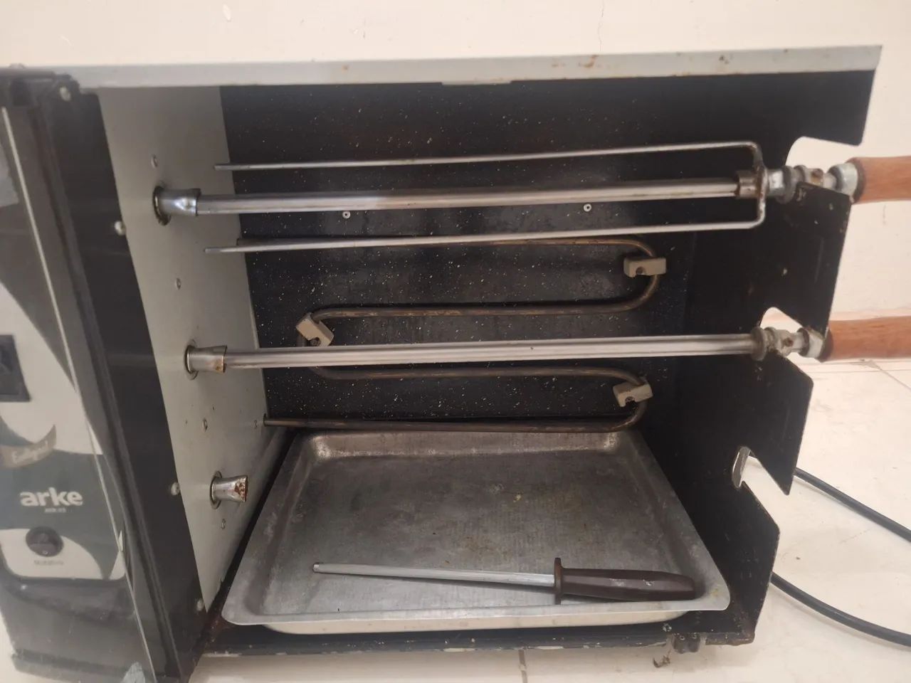 Churrasqueira gás gpl com dois espetos - Foto 2