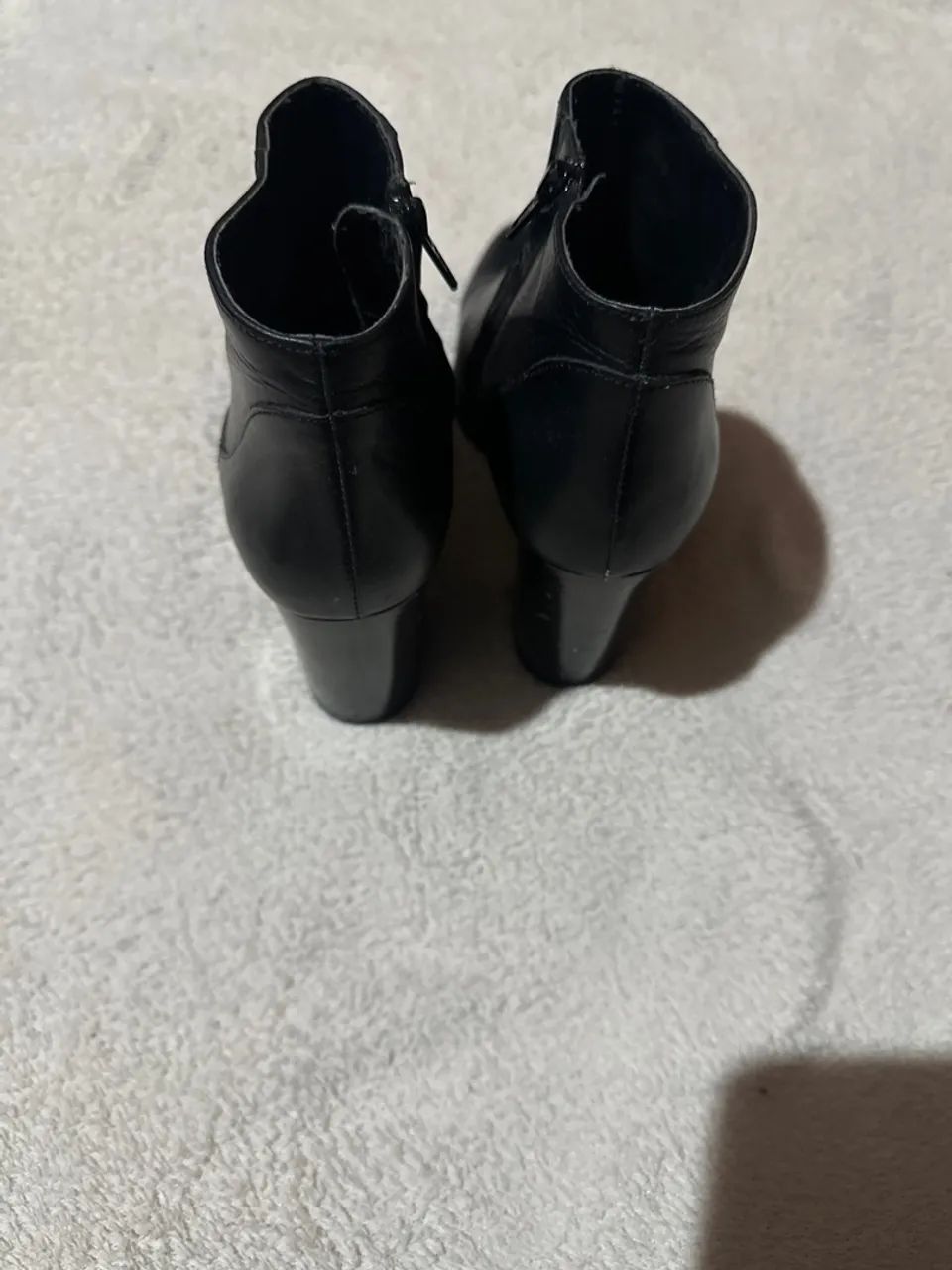 Botas de couro pretas - Foto 3