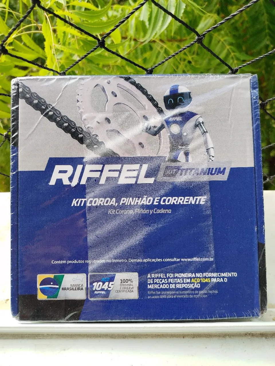 Kit relação/ Coroa, Pinhão e Corrente Riffel TITANIUM