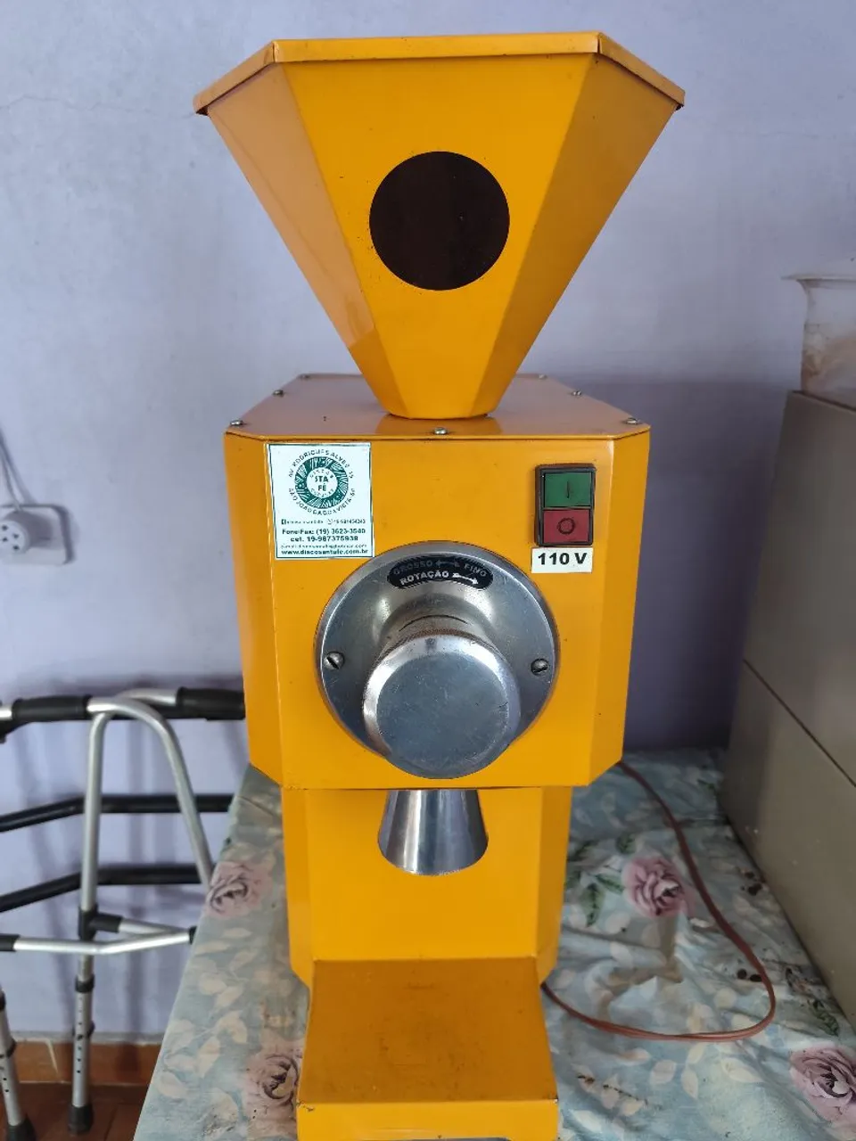 2 Moinhos de café elétricos