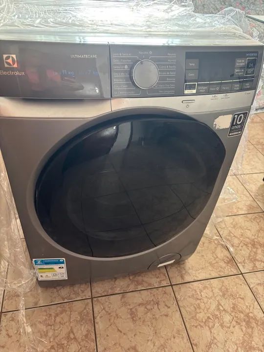 Máquina LAVA E SECA  Electrolux 11kg/7kg