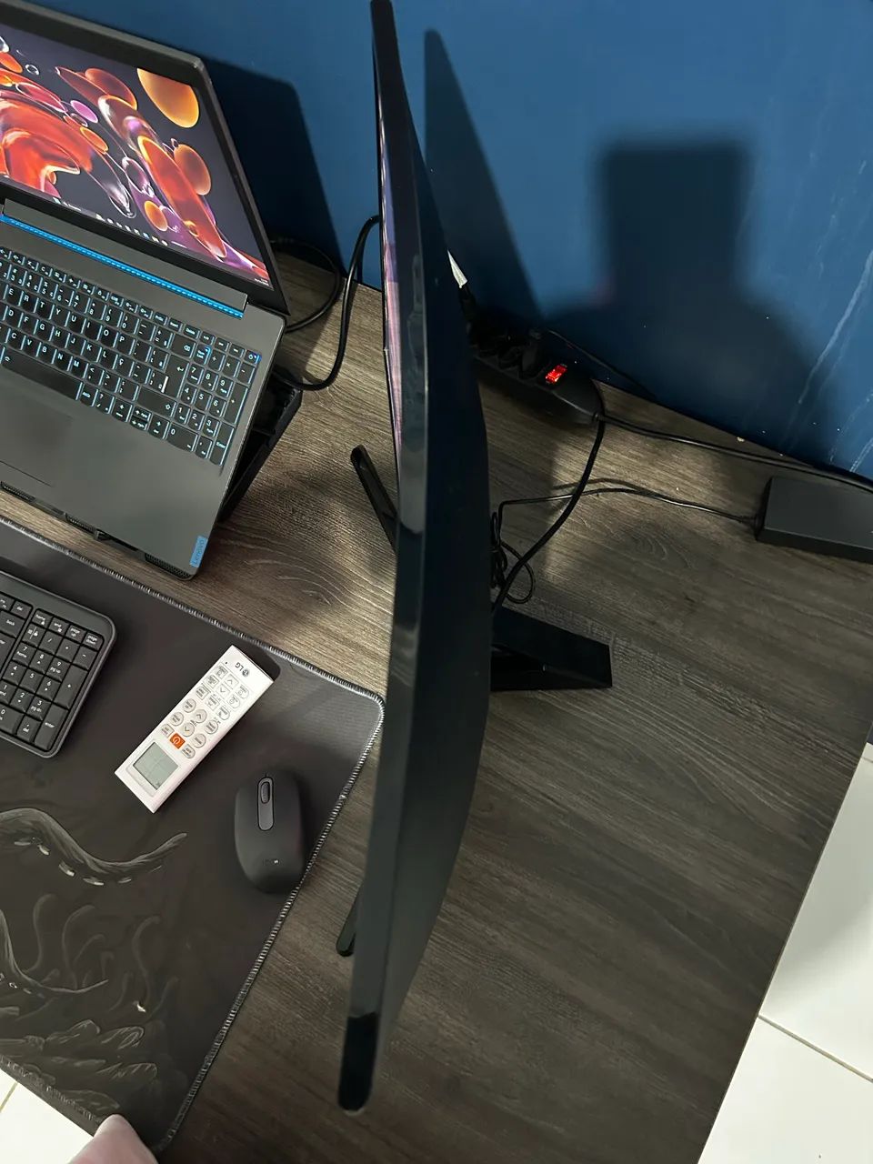 Monitor Samsung curvo64302735203587122