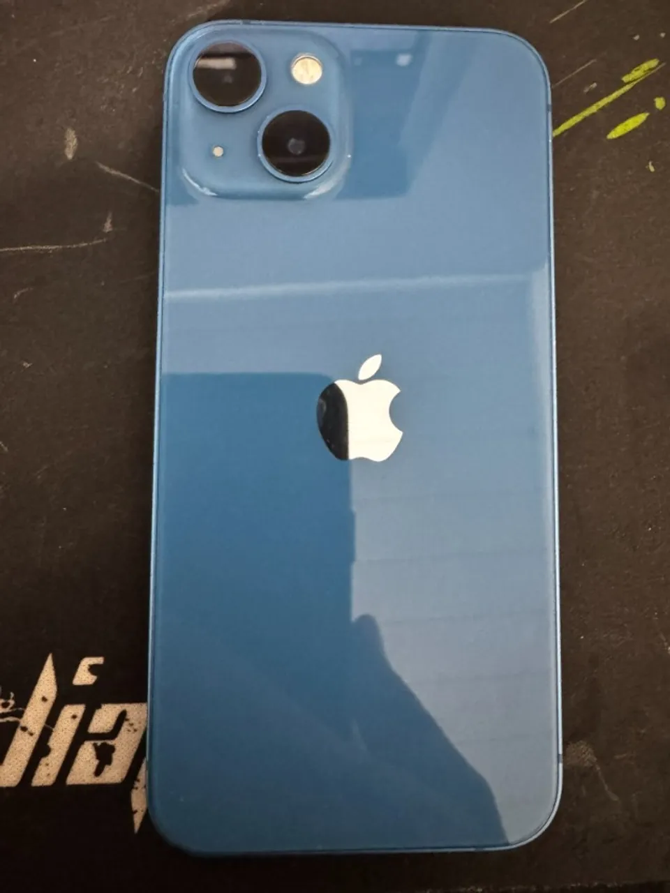 VENDO iPhone 13 (256gb) - Ótimo Estado!
