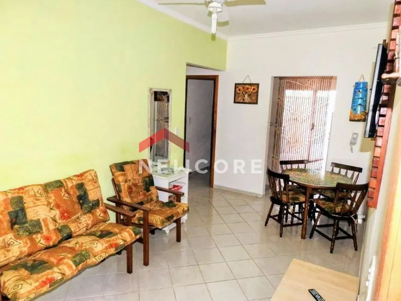 Apartamento em Avenida Professor Bernardino Querido - Itaguá - Ubatuba/SP