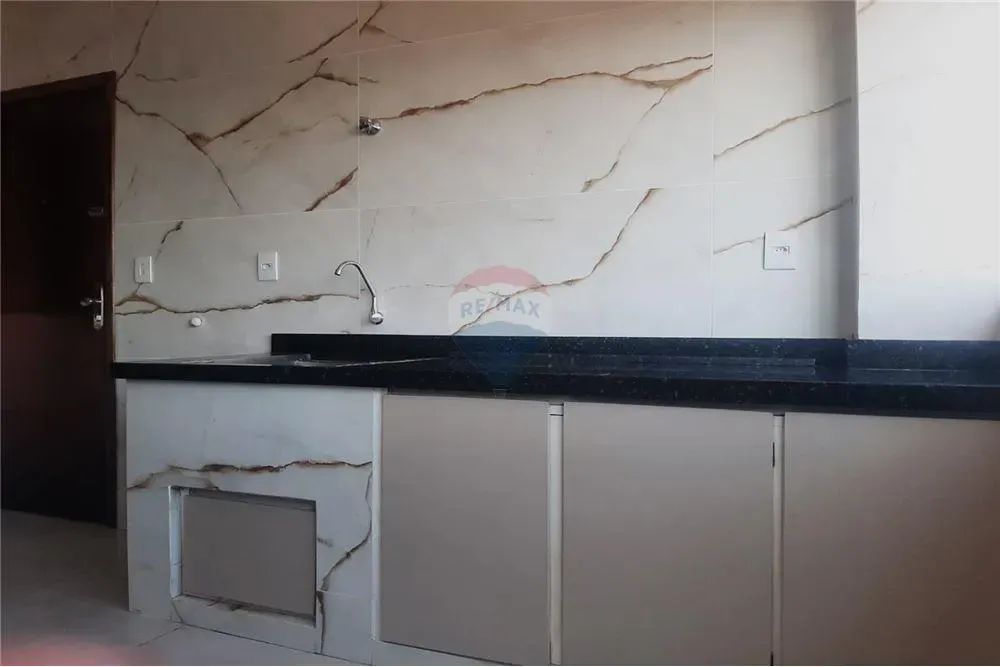 APARTAMENTO REFORMADO À VENDA NO CENTRO - Foto 2