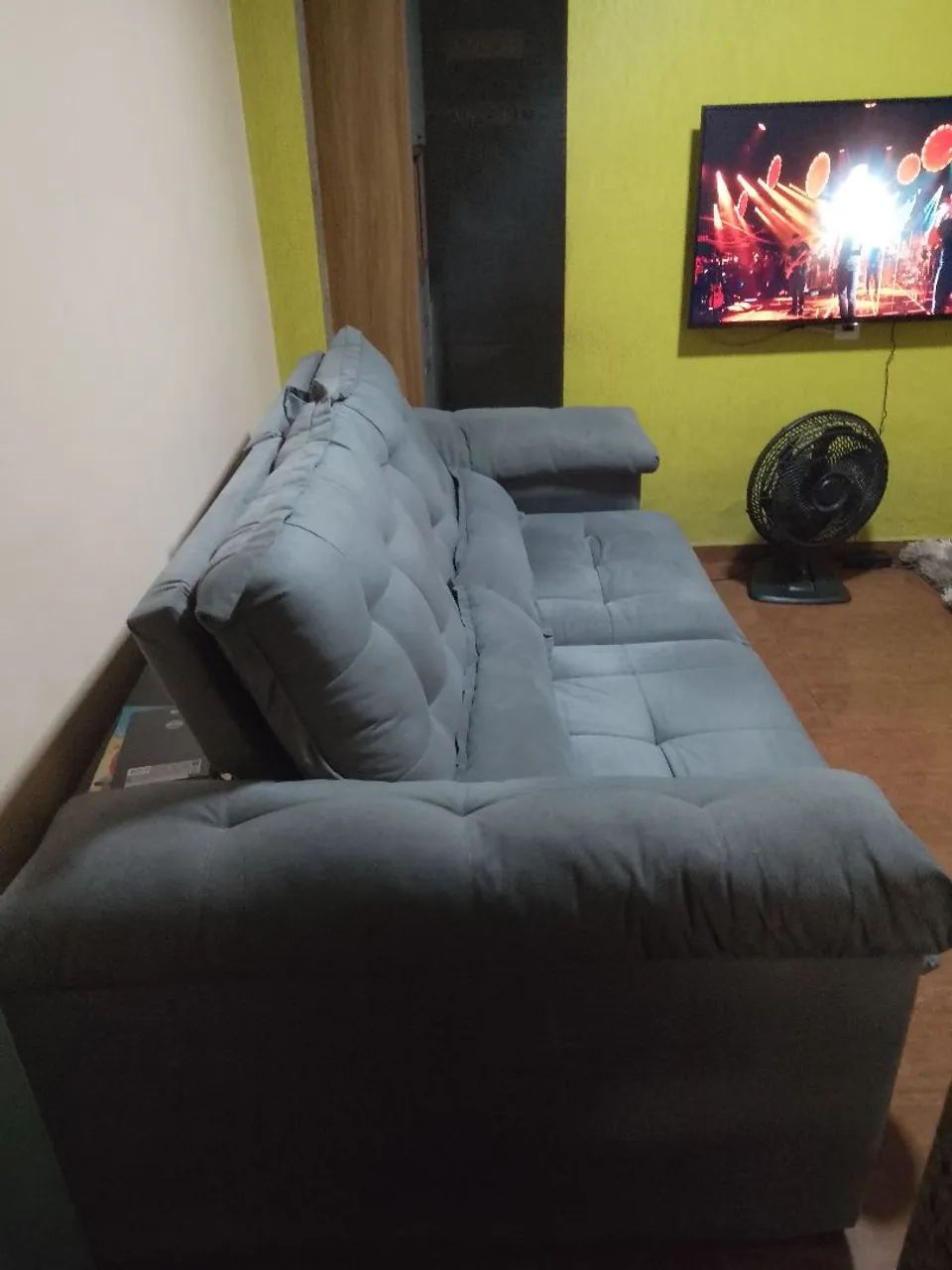 Sofá confortável e moderno  - Foto 2