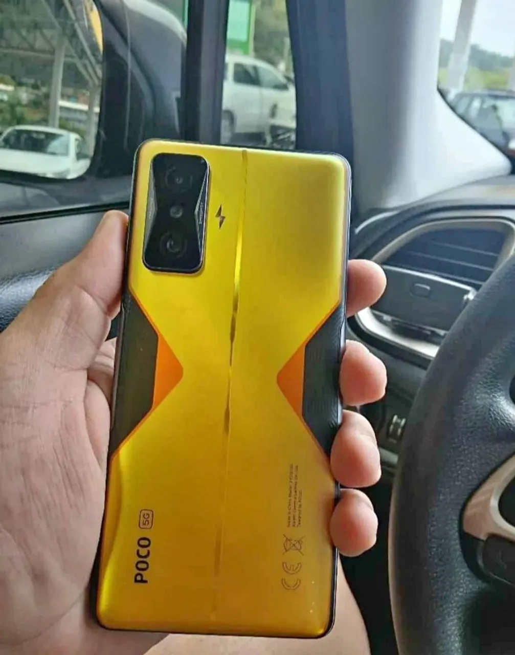 Vendo ou troco poco f4 gt