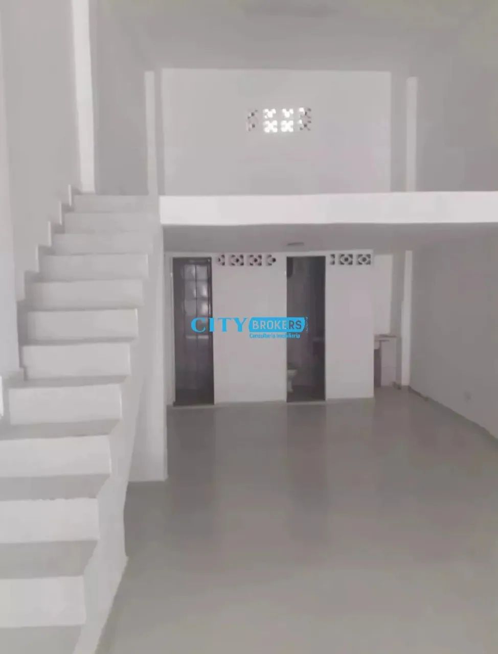 Salão comercial disponível para locação e venda com 248m² no Itaim paulis Zona Leste - Foto 4