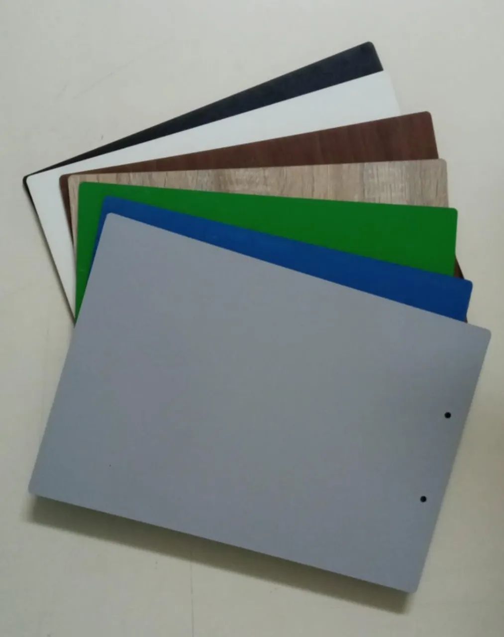 Liquidação Lote 36 Pranchetas de MDF Coloridas Sem Presilhas - NOVA - Ideal para Revenda