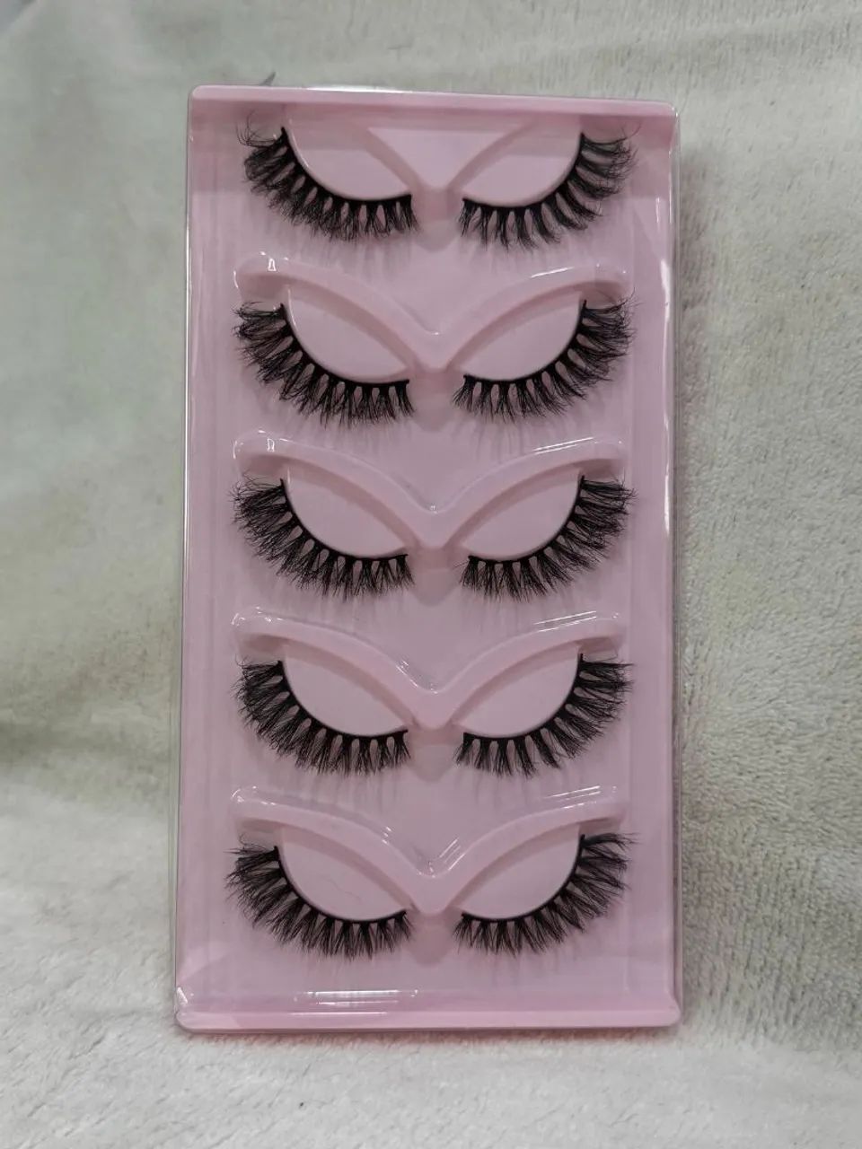 Cílios postiços para um olhar marcante