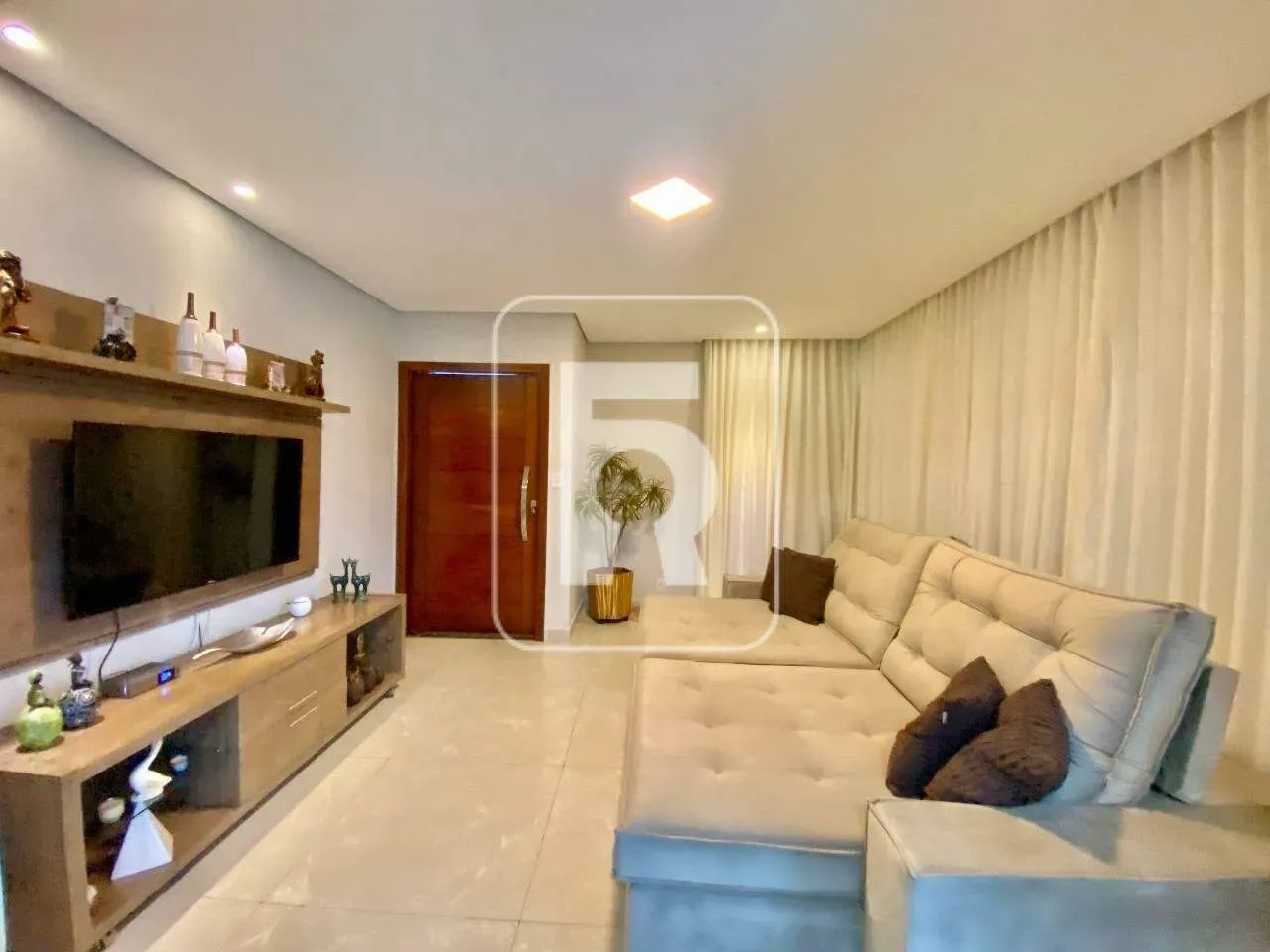 Casa à venda, 3 quartos, 1 suíte, 4 vagas, Santa Clara - Conselheiro Lafaiete/MG - Foto 3