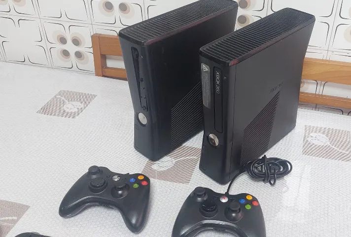 xbox 360 e  controles de PS4 Leia anúncio - Foto 4