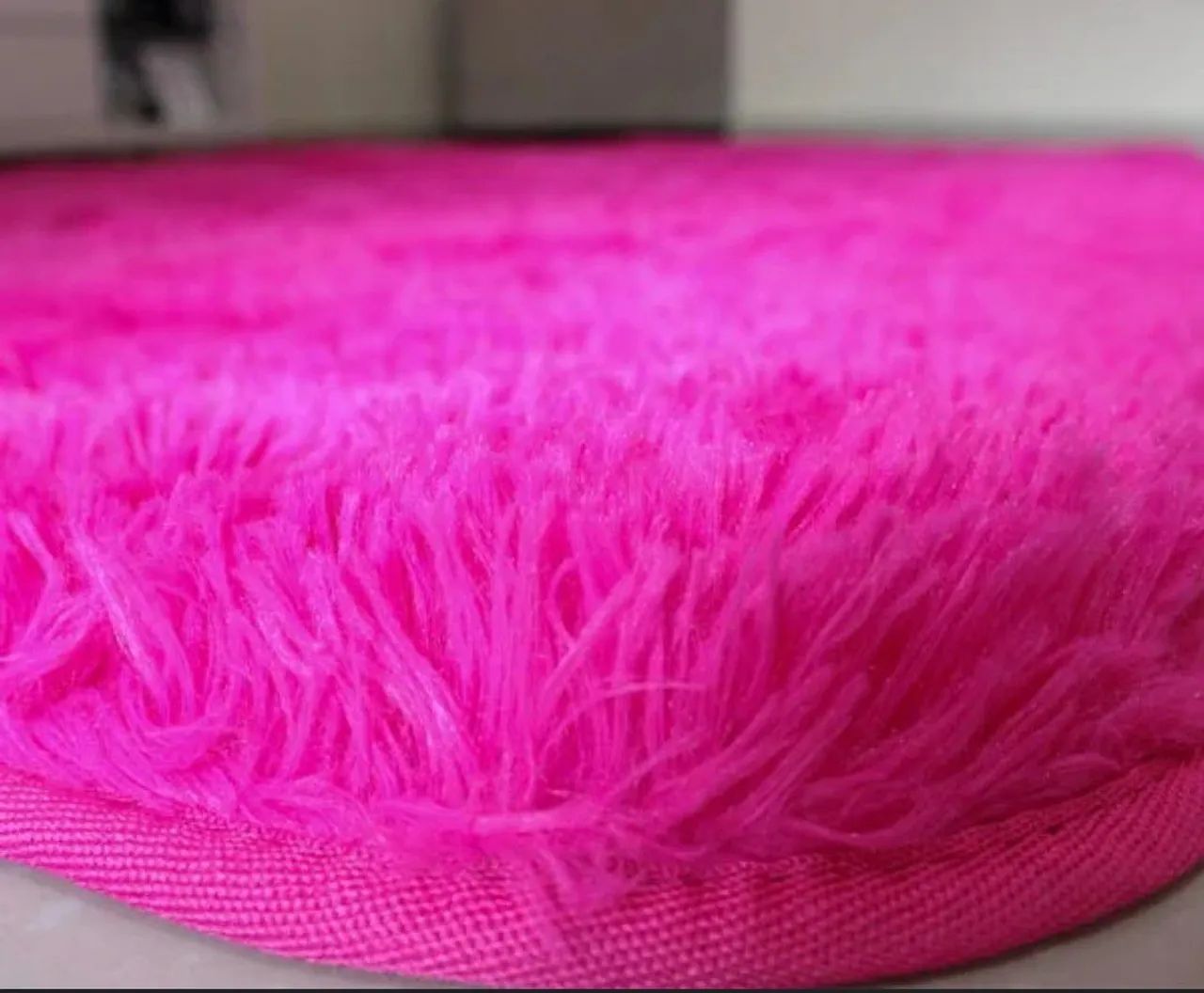 Passadeira rosa felpuda 50cmx140cm