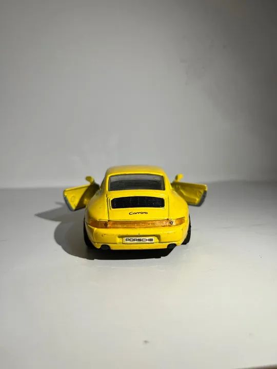 Carro Porshe 911 carrera scale 1/36  - Foto 4