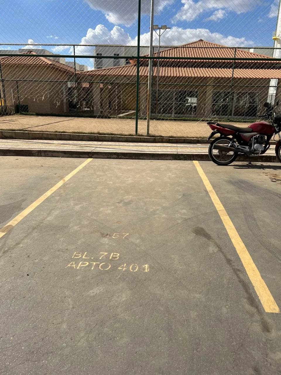 Alugo apartamento residencial porto dourado