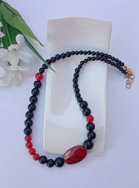 Colar Elegance Preto e Vermelho