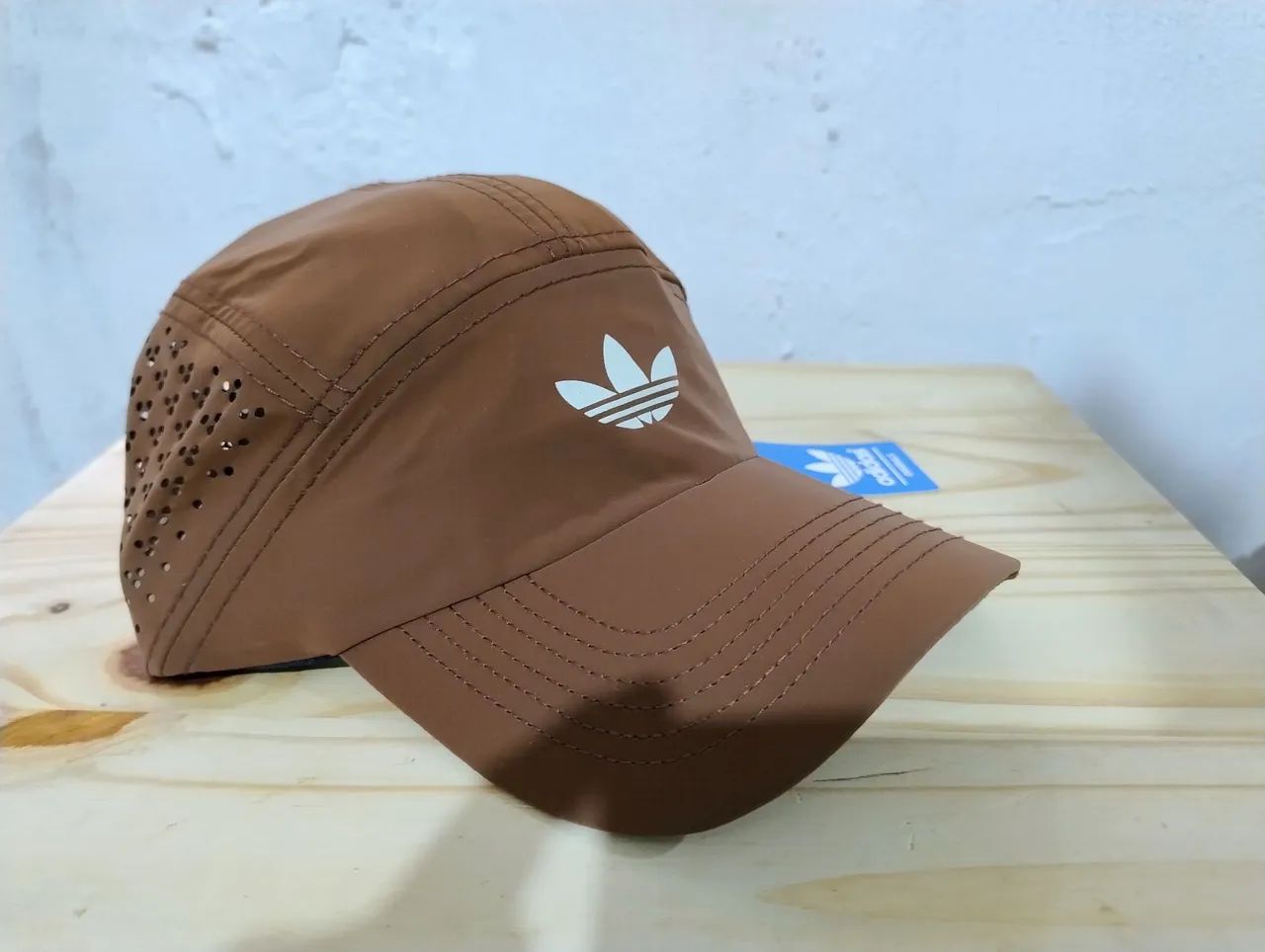 Boné Adidas Originals - Foto 2