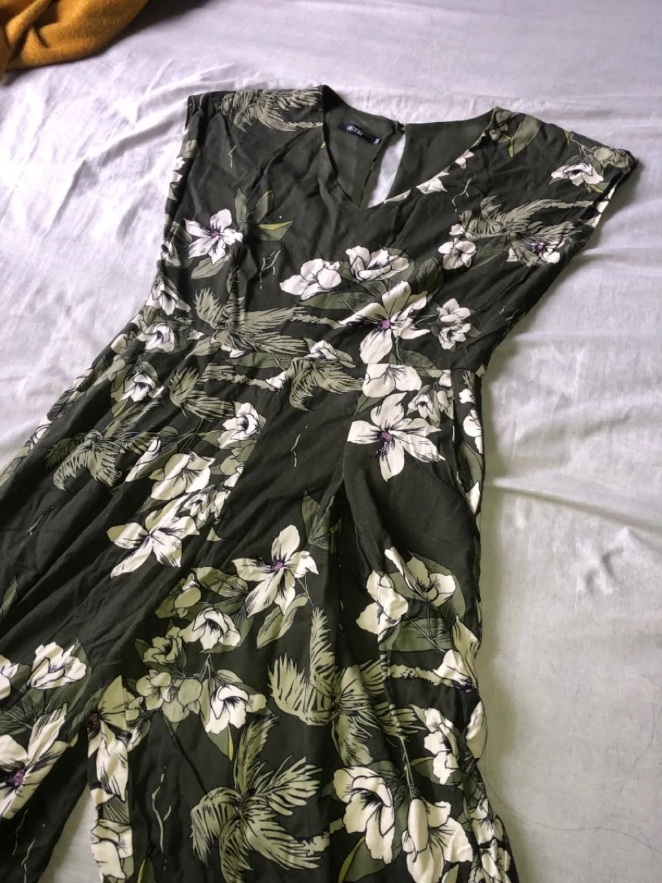 Macacão Feminino Floral Verde-TAM M