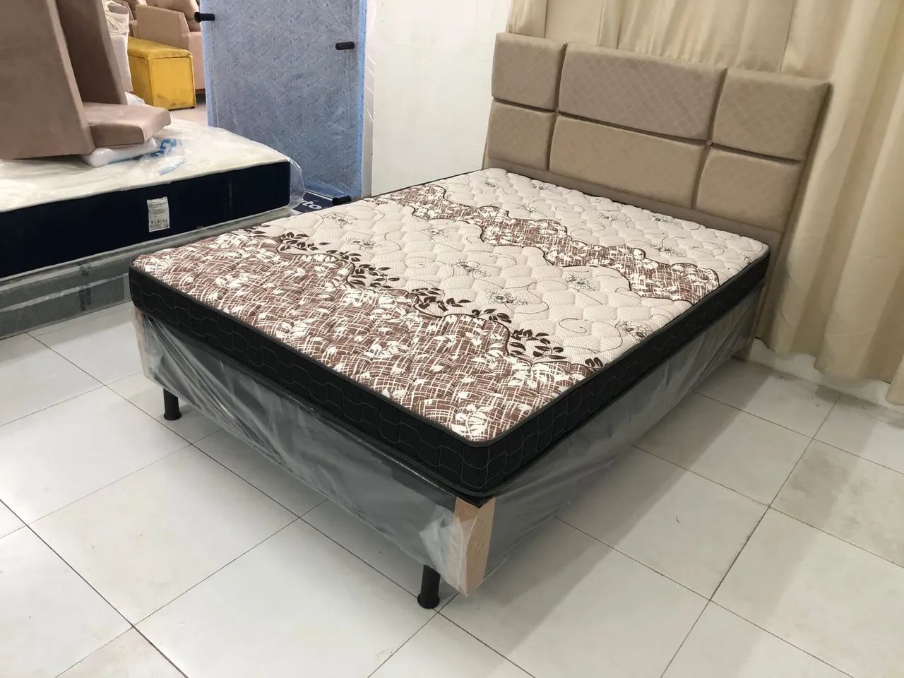 Cama Box Completa com Colchão Casal - Foto 2