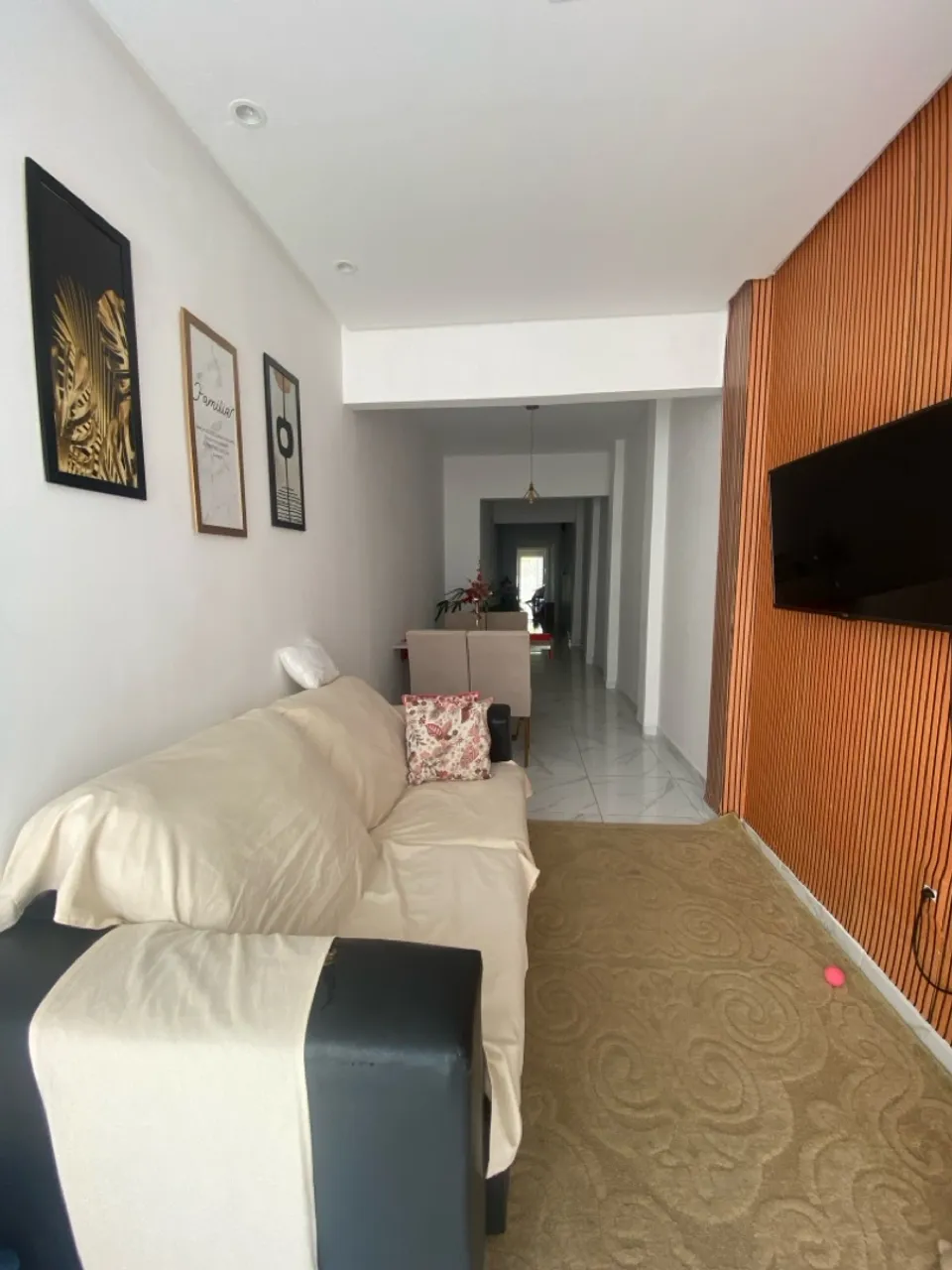 Alugo casa com espaço para comércio