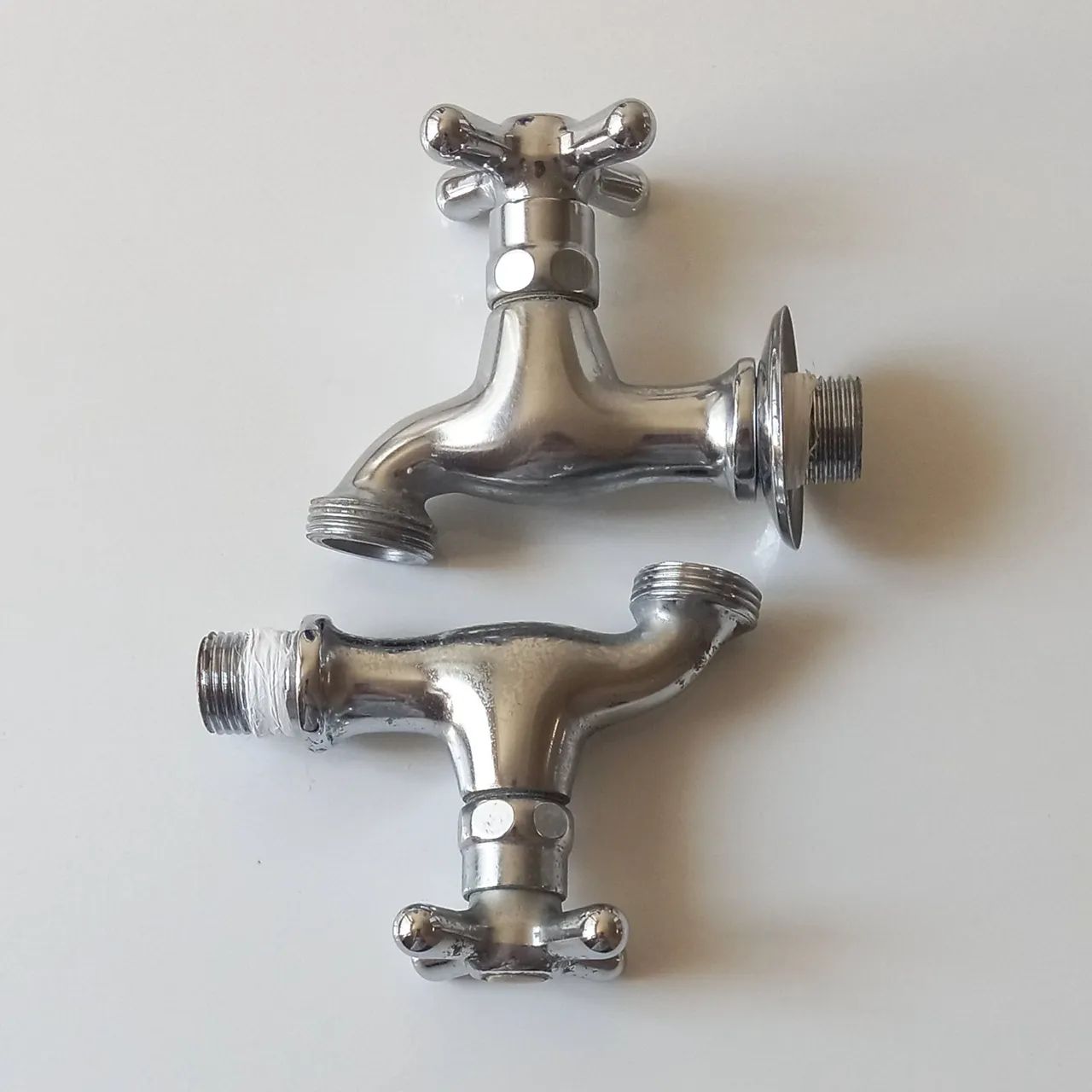 Torneiras de metal - Foto 2