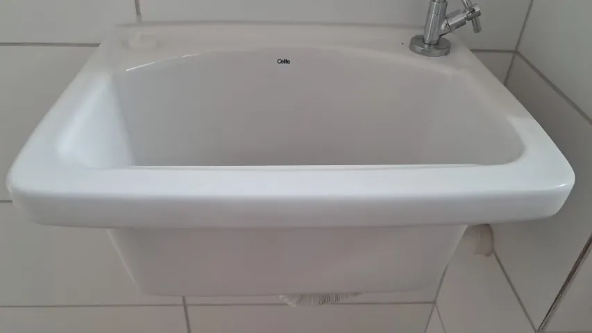 Tanque de lavar roupas Celite P