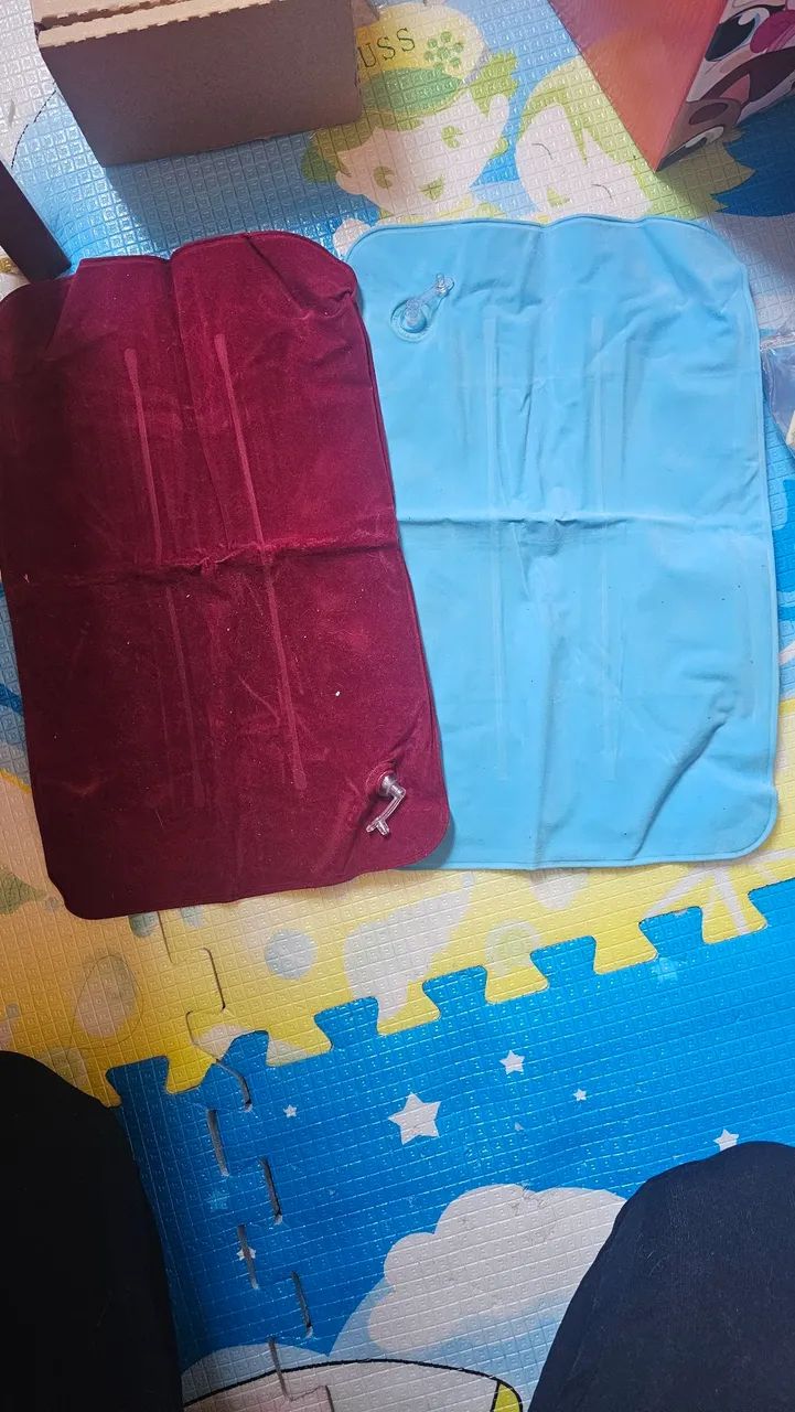 2 Travesseiros Infláveis de Viagem 