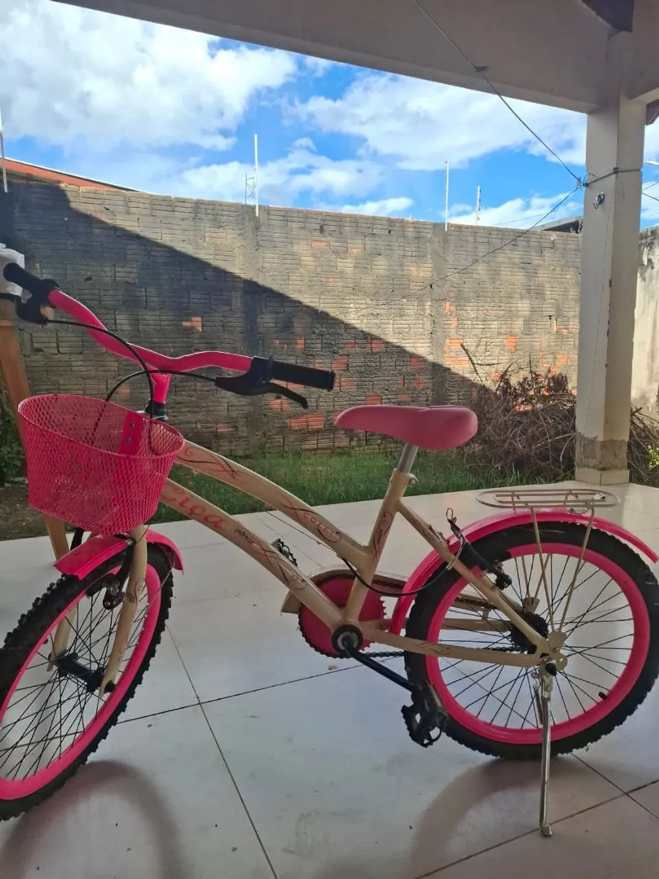 Bicicleta Rosa Infantil