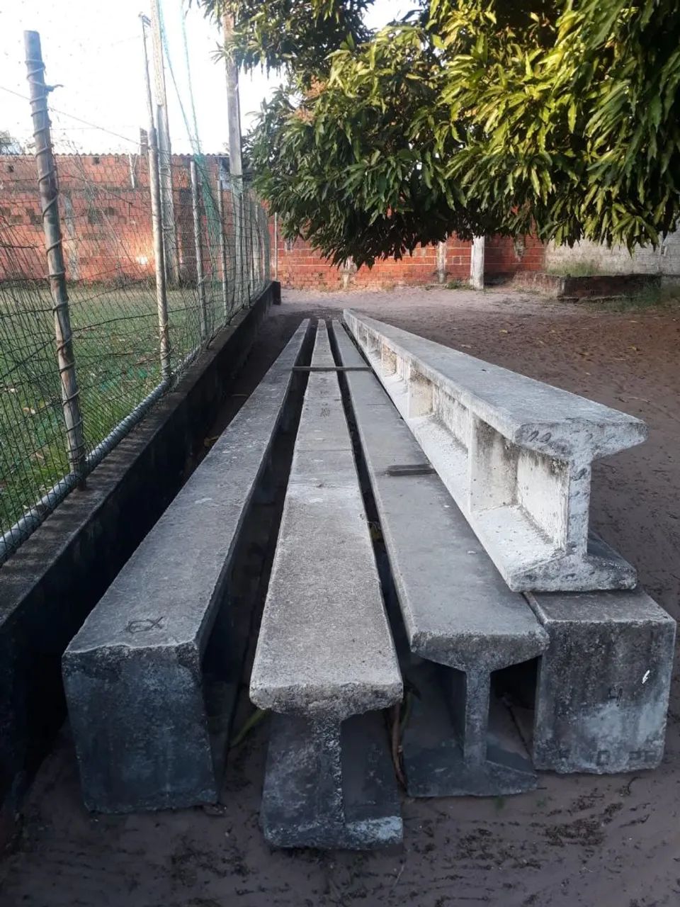 POSTE DE CONCRETO 11/300/400/600