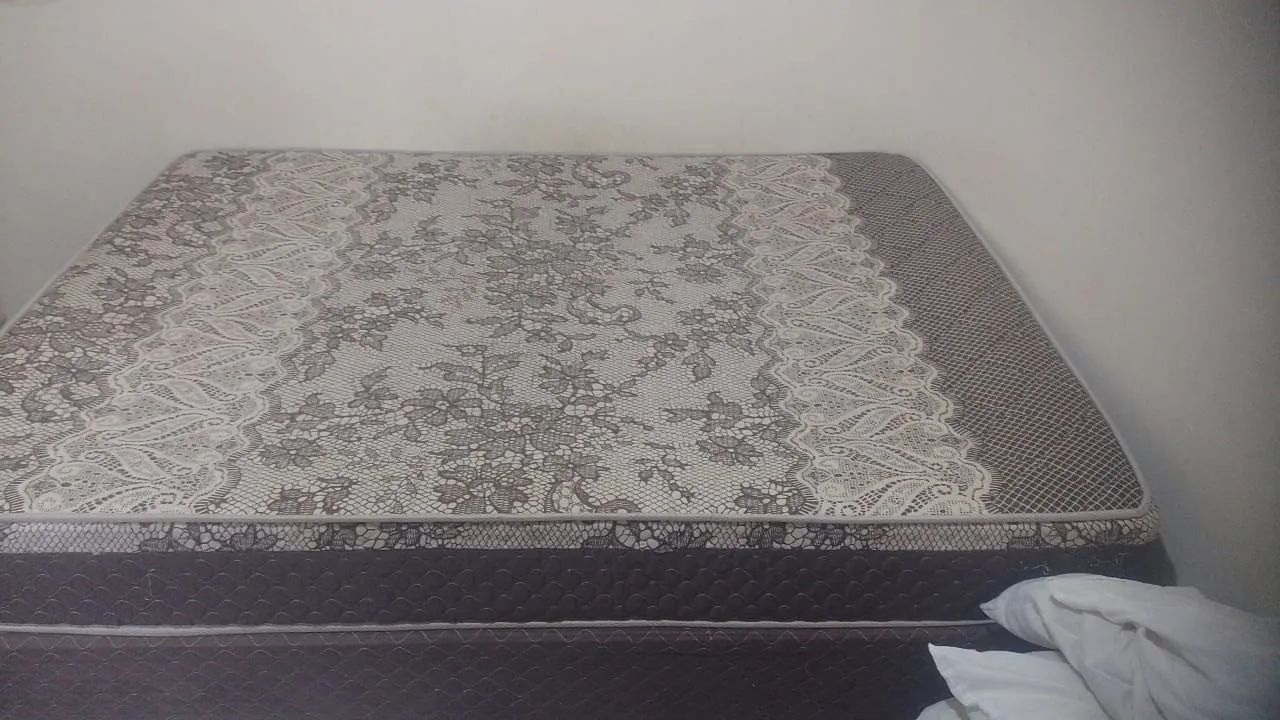Cama Box Casal com Colchão
