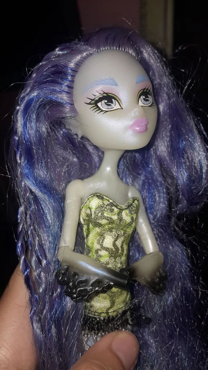 Boneca Sirena Von Boo sucata raridade