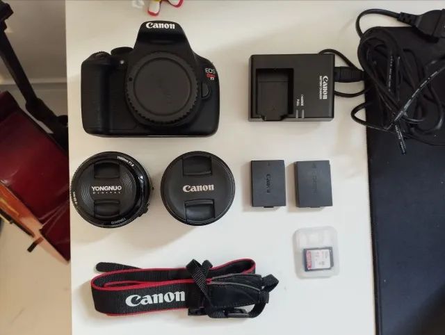 Câmera Canon EOS Rebel T5 + Lente Yongnuo 50mm
