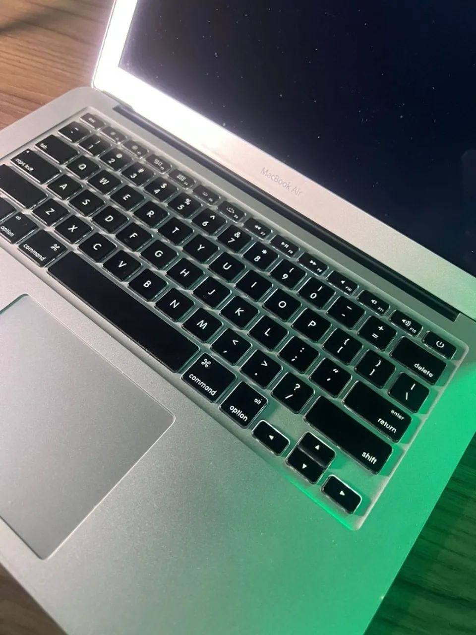 MacBook本体 MacBook Air Intel Core i7 8GB MacBook Air 中古 Apple 13インチ, 2.2GHzデュアルコアIntel Core i7