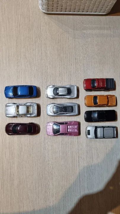 Coleção Maisto 1/64 - Foto 2