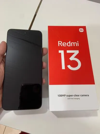 Vende-se celular.