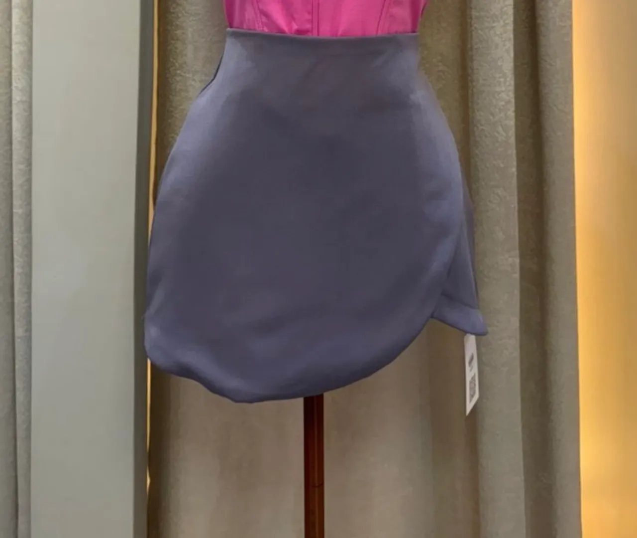 Short cinza