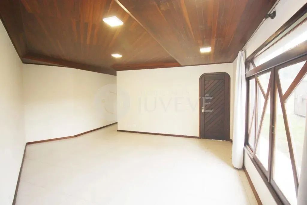 IMOBILIARIA JUVEVÊ ALUGA CASA RESIDENCIAL BOA VISTA PRX AV.ANITA GARIBALDI CONDOR PARQUE S - Foto 3