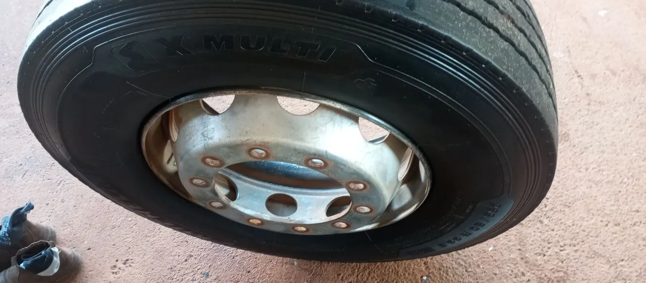 Pneu para caminhão 295/80 R22.5