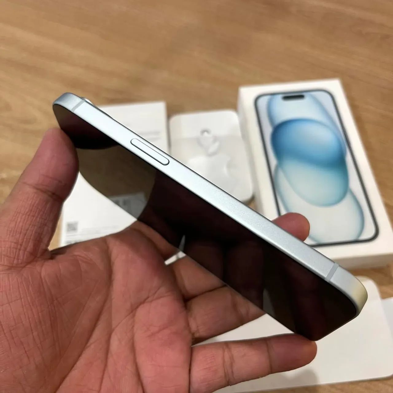 iPhone 15 128GB Bateria 97% Garantia + Brindes - Celulares e