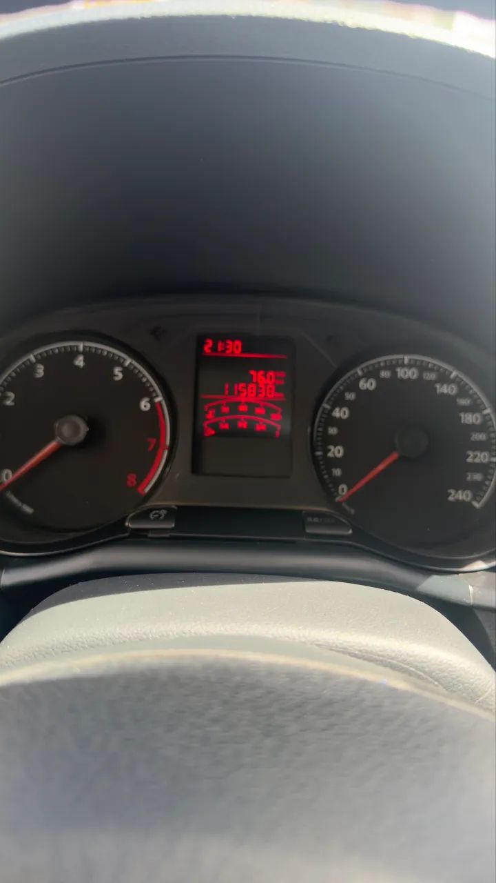 Volkswagen Saveiro Robust 1.6 Total Flex 8V CD 2020 - Foto 2